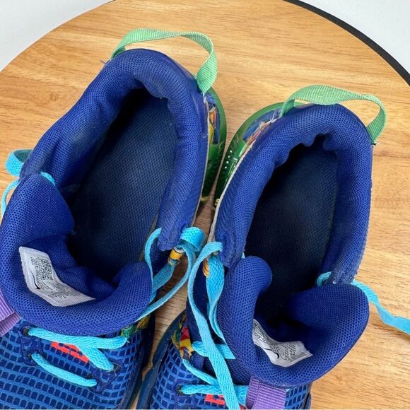 Nike Youth LeBron Witness 7 Basketball Sneakers Blue Multi 6 Big Kid DQ8650-400 - Picture 10 of 12